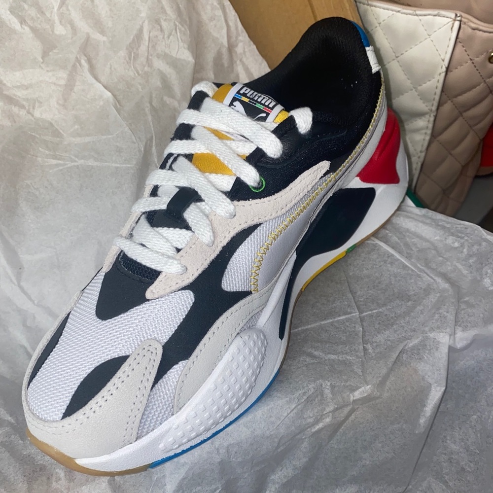 Pumas - Picture 1 of 1